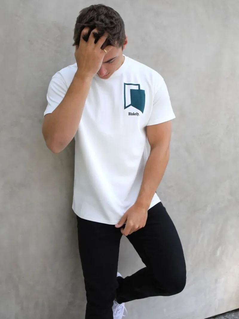 Revolve Relaxed T-Shirt*Blakely Clothing Fashion