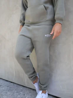 Varsity Relaxed Sweatpants*Blakely Clothing Best